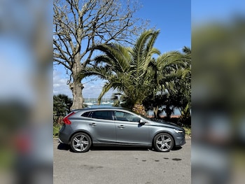 Used Volvo V40 2019 for sale - 78289857: Photo