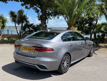 Used Jaguar XE 2019 for sale - 79285197: Photo