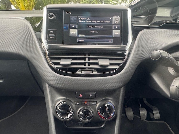 Used Peugeot 2008 2017 for sale - 76075960: Photo 14