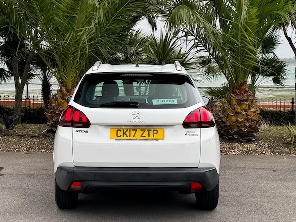 Used Peugeot 2008 2017 for sale - 76075960: Photo 4