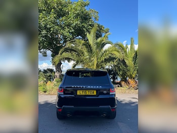 Used Land Rover Range Rover Sport 2015 for sale - 79285205: Photo
