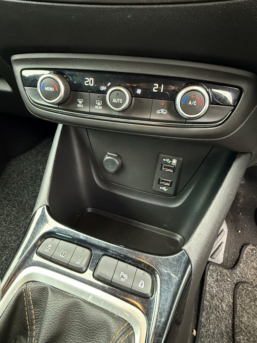 Used Vauxhall Crossland X 2018 for sale - 77201338: Photo 18