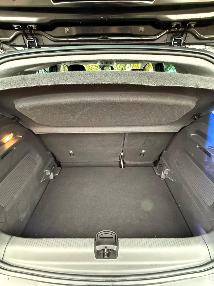 Used Vauxhall Crossland X 2018 for sale - 77201338: Photo 9