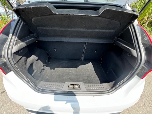 Used Ford Fiesta 2015 for sale - 75297118: Photo 10