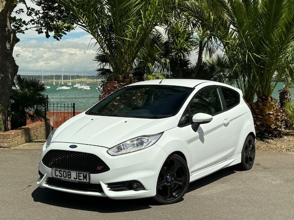Used Ford Fiesta 2015 for sale - 75297118: Photo 7