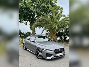 Used Jaguar XE 2019 for sale - 78750529: Photo