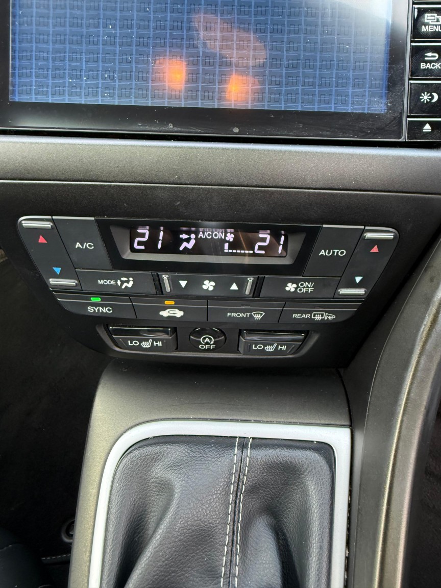 Used Honda Civic 2015 for sale - 77991793: Photo 16