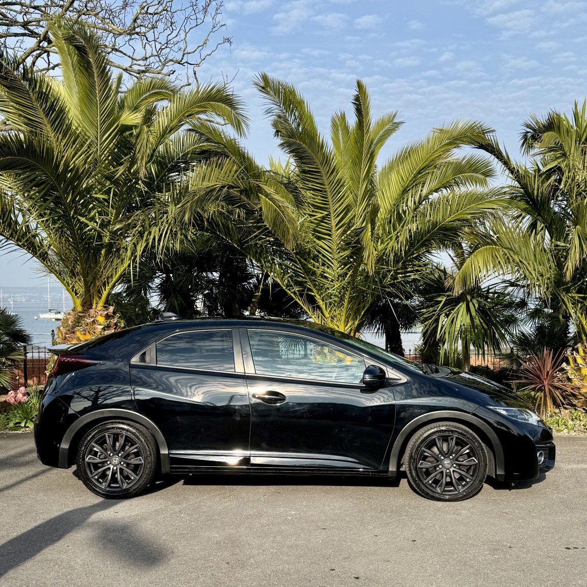 Used Honda Civic 2015 for sale - 77991793: Photo 2