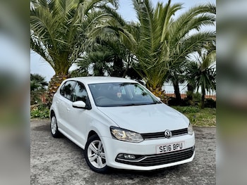 Used Volkswagen Polo 2016 for sale - 77807145: Photo