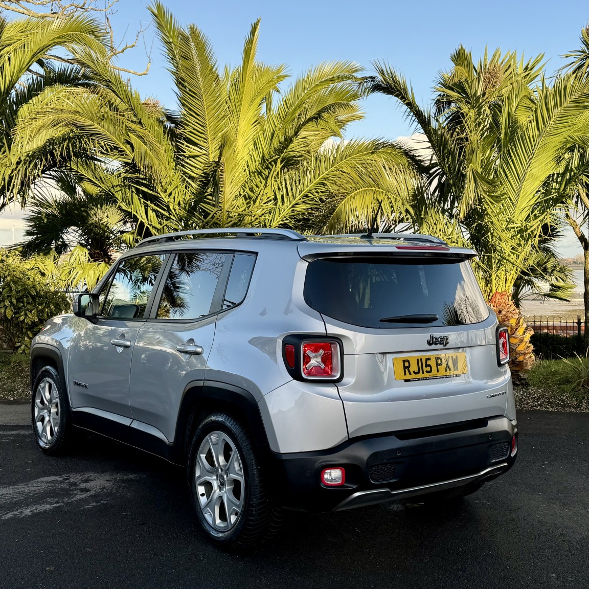 Used Jeep Renegade 2015 for sale - 77968629: Photo 5