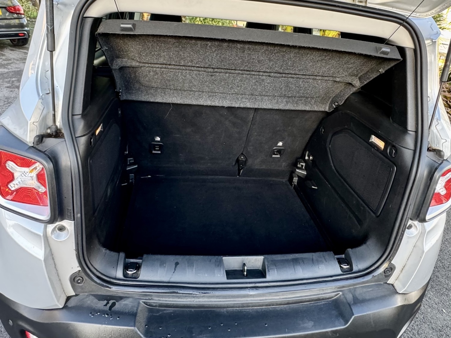 Used Jeep Renegade 2015 for sale - 77968629: Photo 9