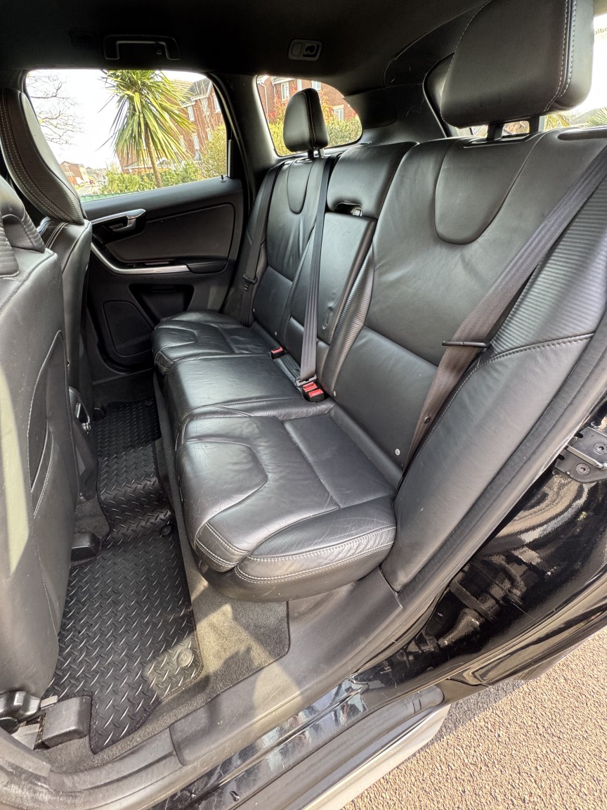 Used Volvo XC60 2012 for sale - 77997223: Photo 14