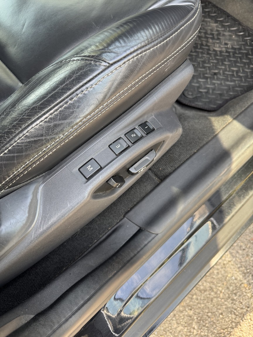 Used Volvo XC60 2012 for sale - 77997223: Photo 23