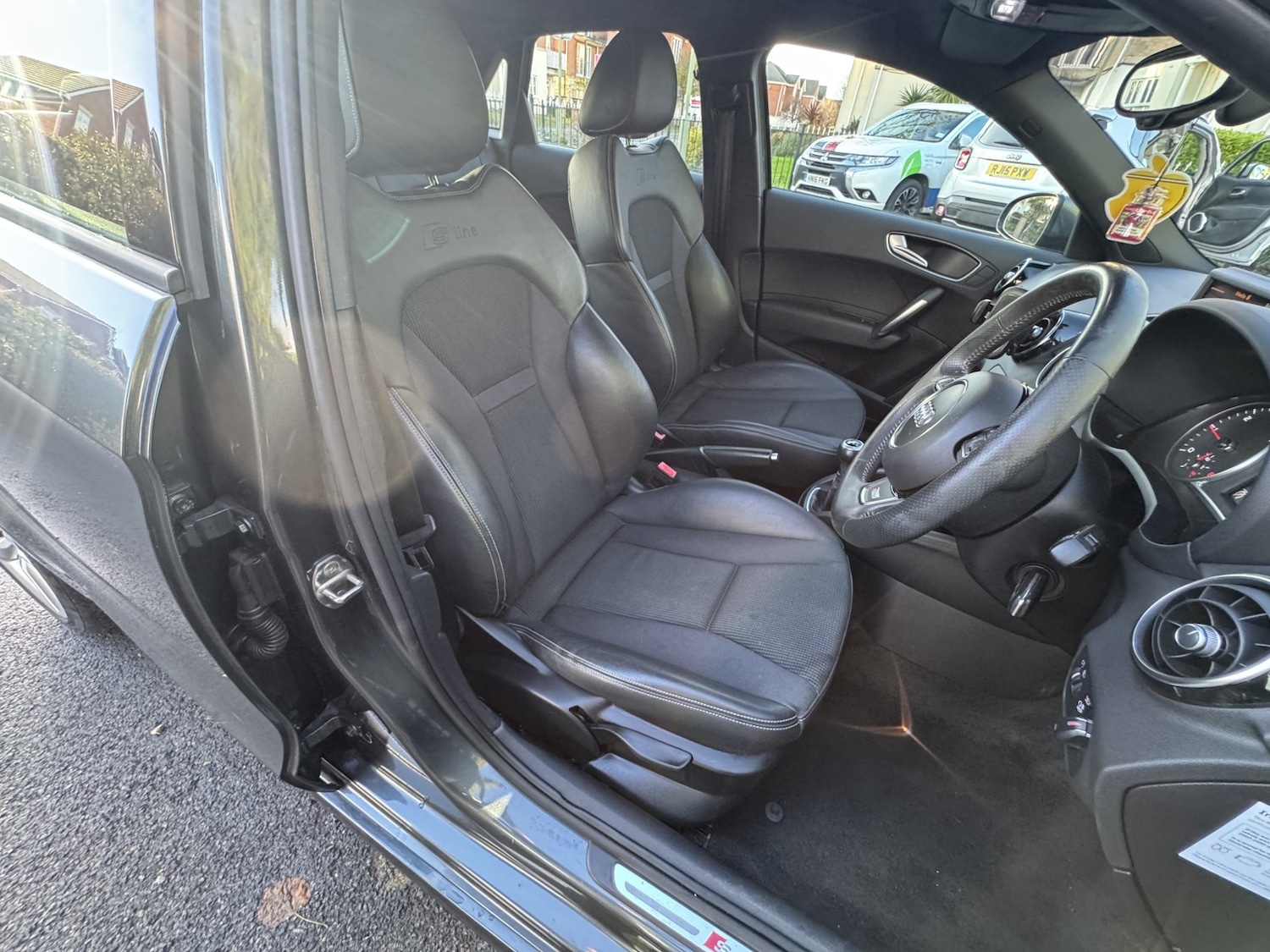 Used Audi A1 2013 for sale - 76821627: Photo 15