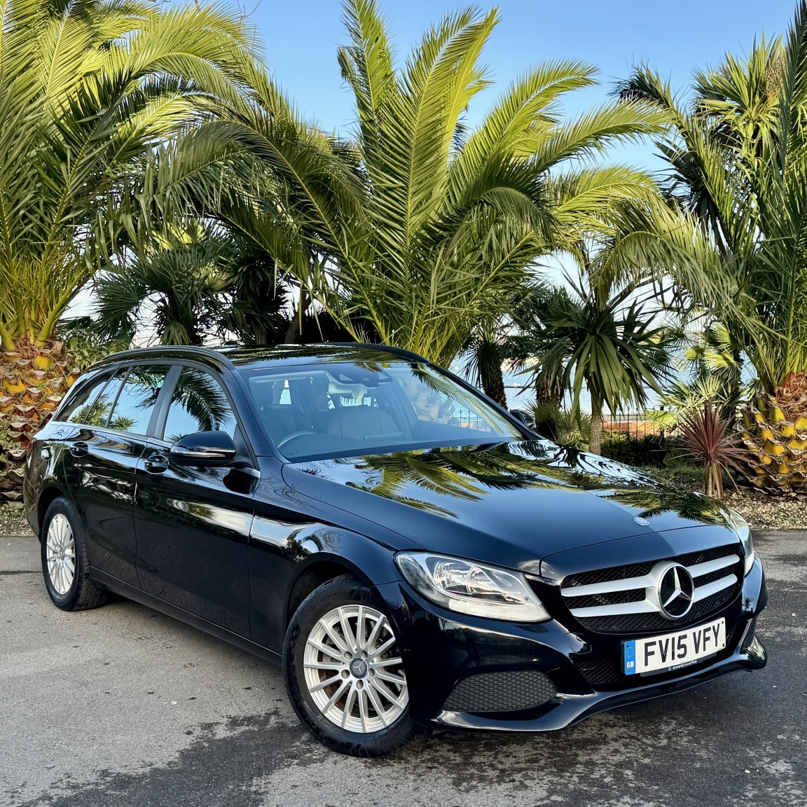 Used Mercedes-Benz C Class 2015 for sale - 77008113: Photo 1
