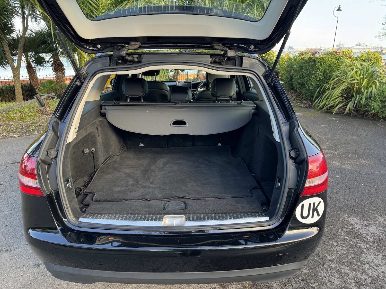 Used Mercedes-Benz C Class 2015 for sale - 77008113: Photo 9