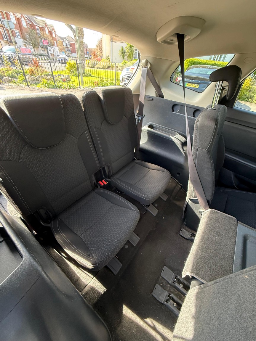 Used Kia Carens 2018 for sale - 78125204: Photo 12