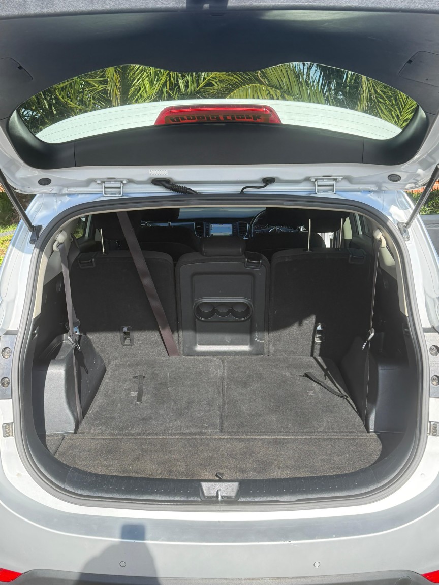 Used Kia Carens 2018 for sale - 78125204: Photo 13