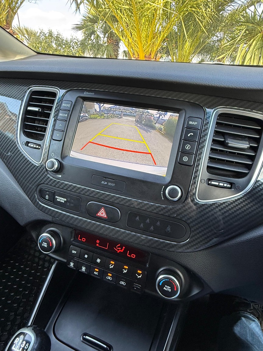 Used Kia Carens 2018 for sale - 78125204: Photo 18