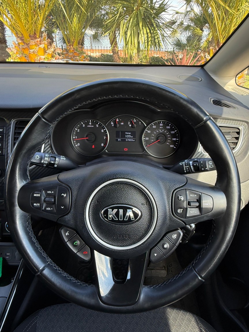 Used Kia Carens 2018 for sale - 78125204: Photo 19