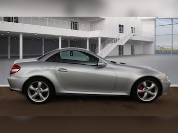 Used Mercedes-Benz SLK 2004 for sale - 75615885: Photo