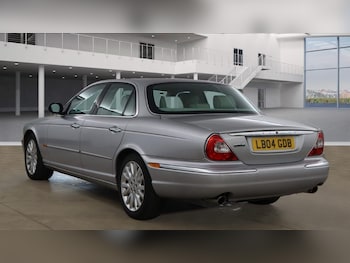 Used Jaguar XJ 2004 for sale - 75944764: Photo