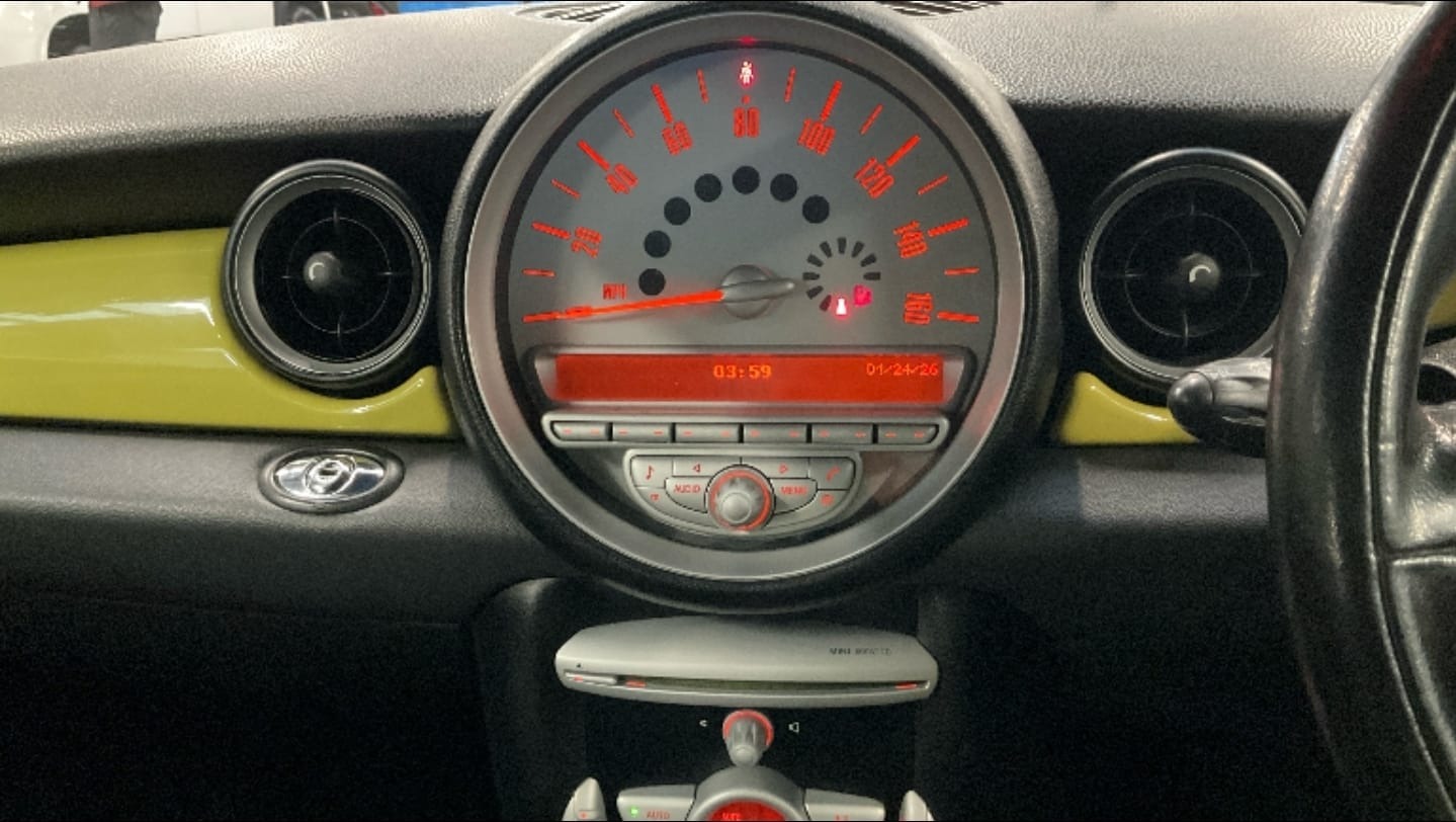 Used MINI Convertible 2010 for sale - 77332055: Photo 11