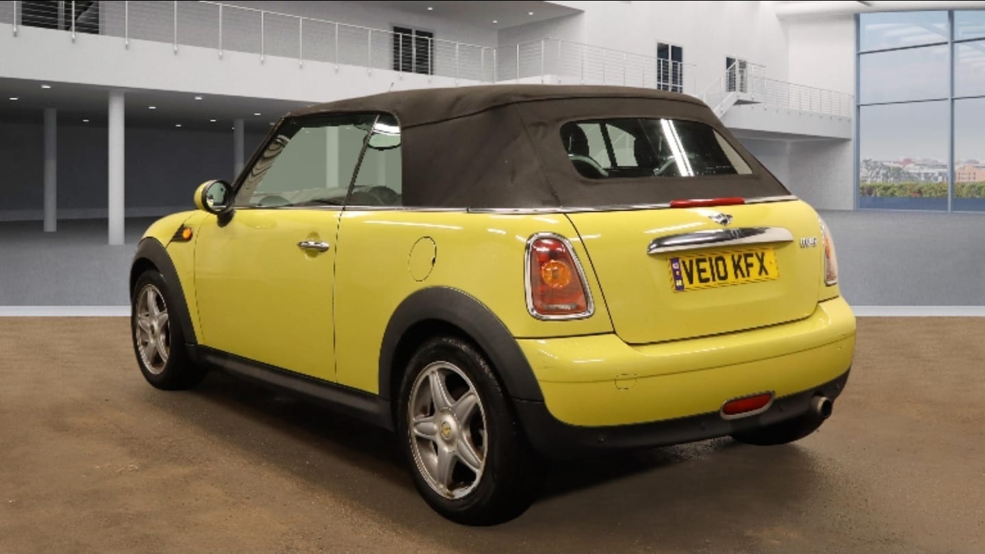 Used MINI Convertible 2010 for sale - 77332055: Photo 3