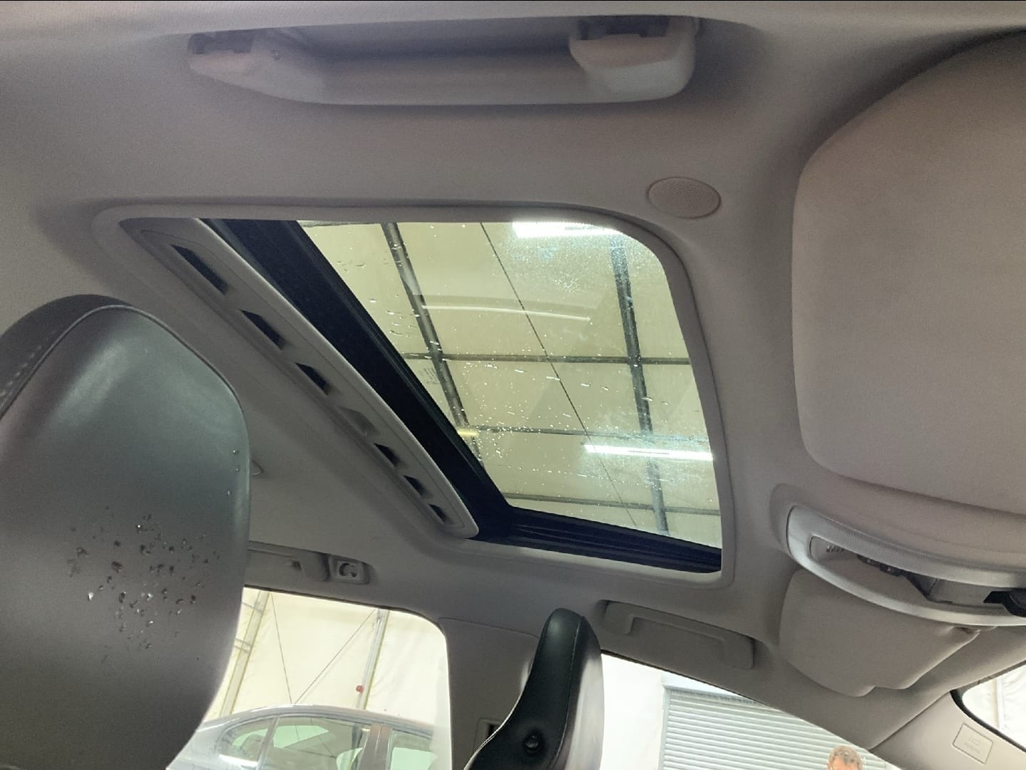 Used Volvo V70 2012 for sale - 77230191: Photo 11