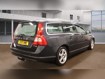 Used Volvo V70 2012 for sale - 77230191: Photo