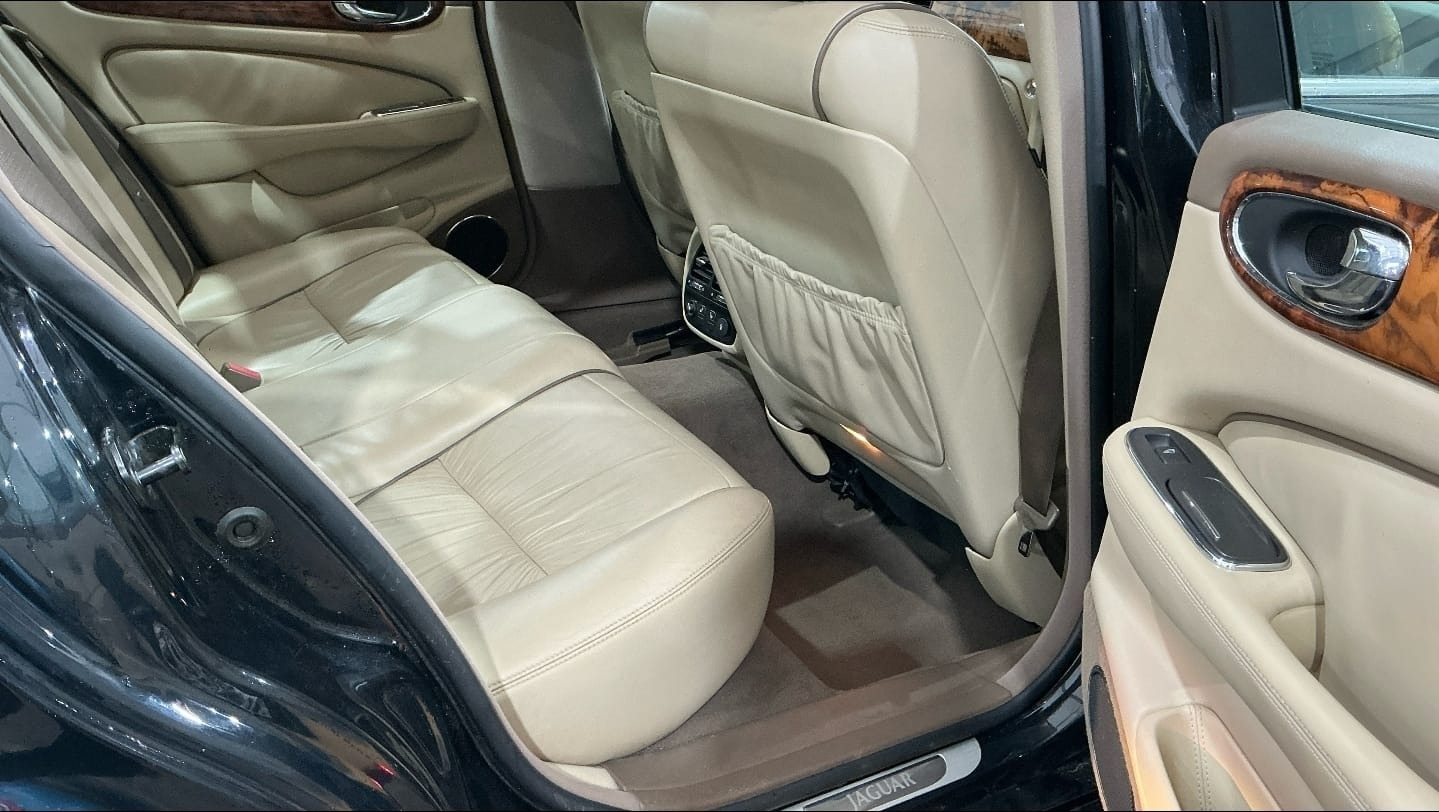 Used Jaguar XJ 2007 for sale - 77564248: Photo 8