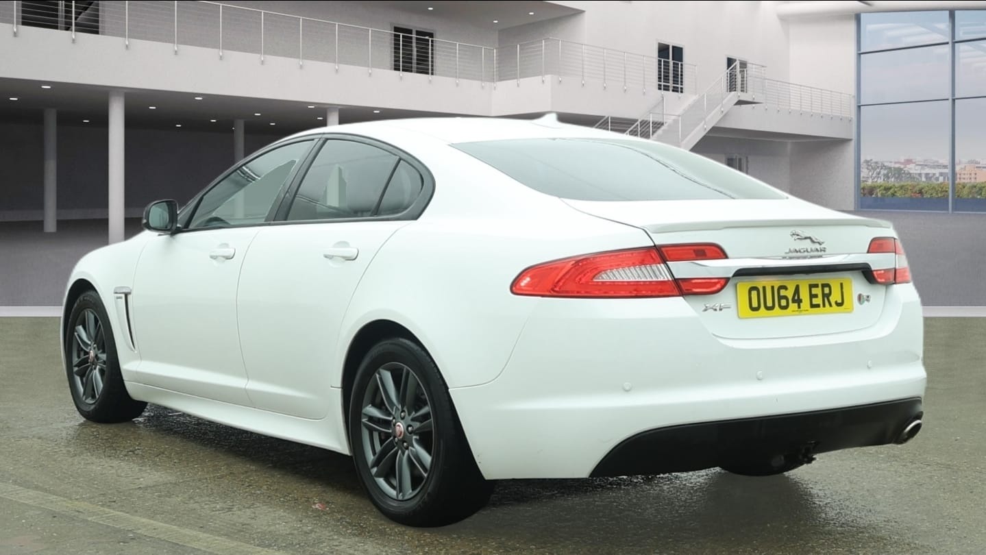 Used Jaguar XF 2014 for sale - 77888478: Photo 4