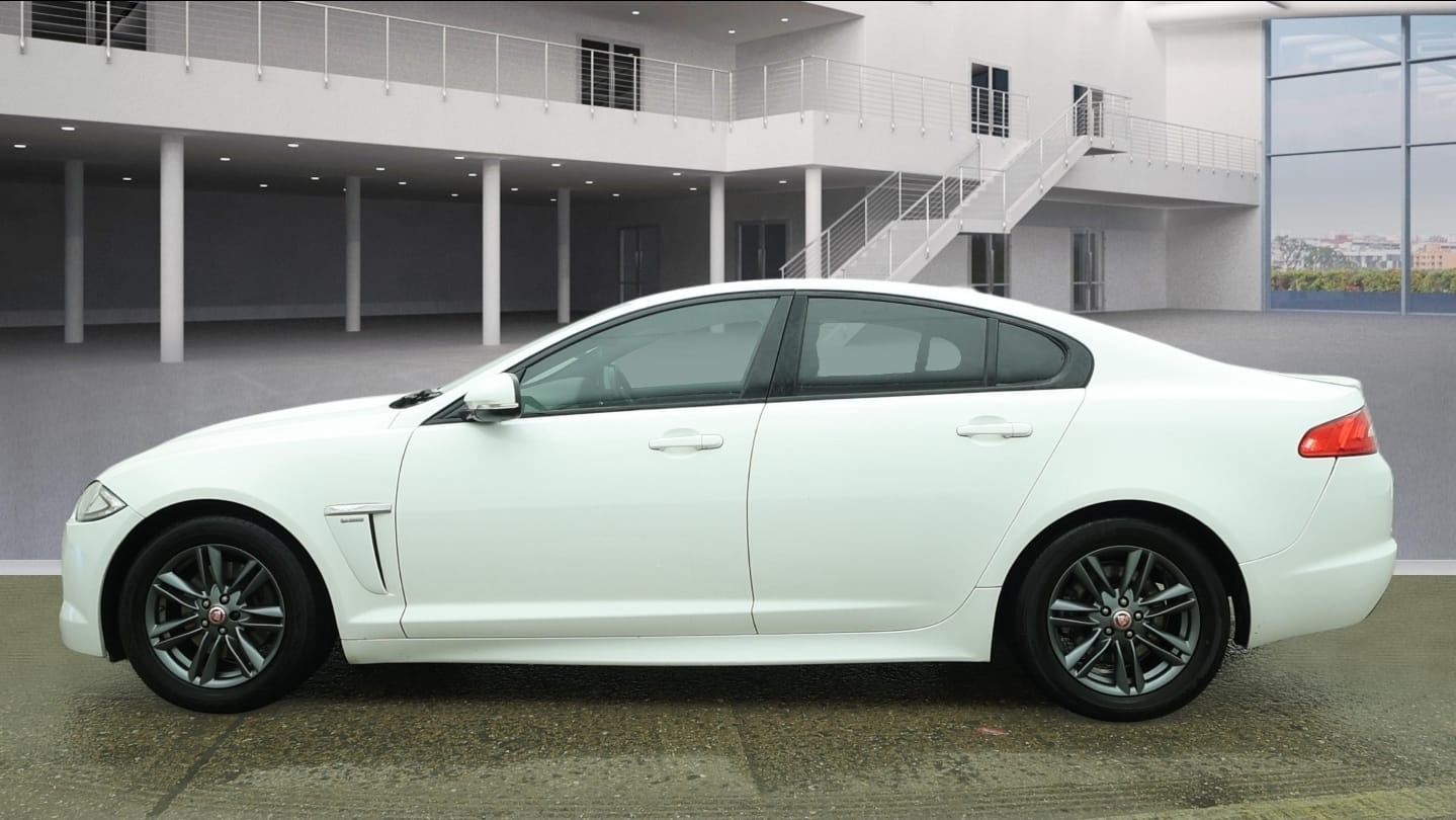 Used Jaguar XF 2014 for sale - 77888478: Photo 6
