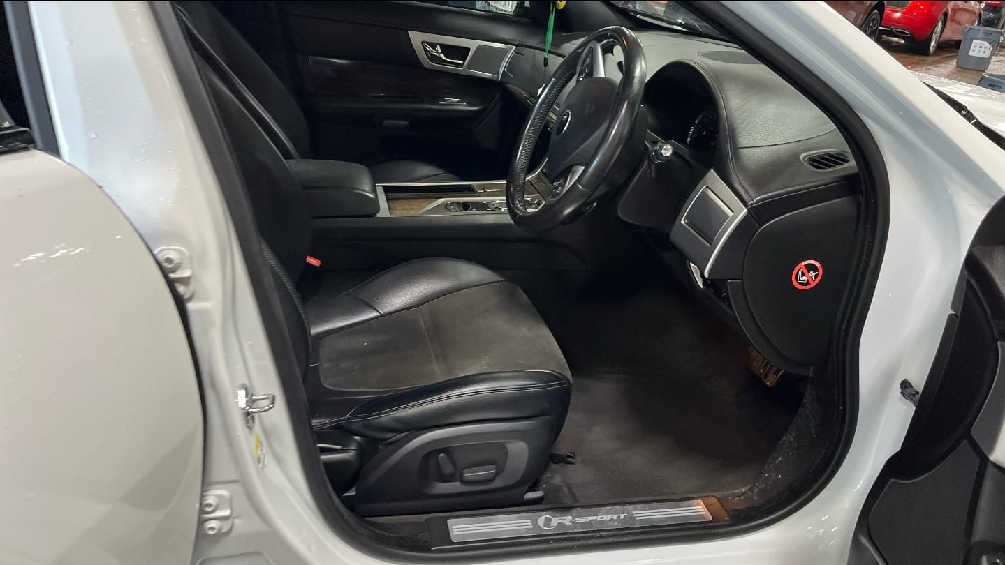 Used Jaguar XF 2014 for sale - 77888478: Photo 7