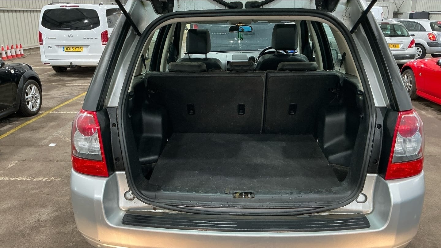 Used Land Rover Freelander 2009 for sale - 77528282: Photo 9