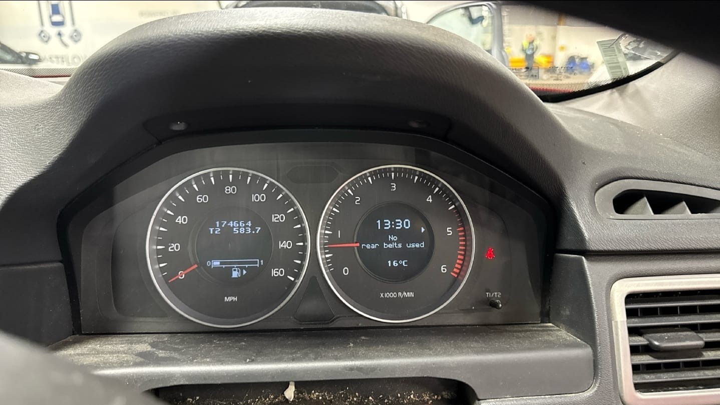 Used Volvo V70 2013 for sale - 76062583: Photo 10