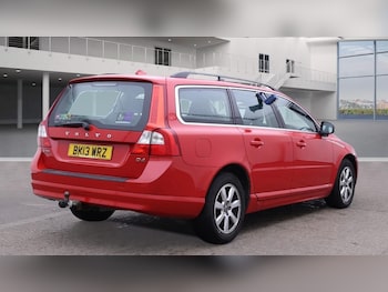 Used Volvo V70 2013 for sale - 76062583: Photo
