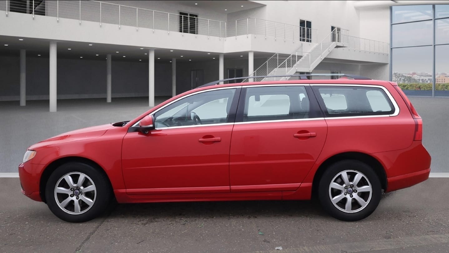 Used Volvo V70 2013 for sale - 76062583: Photo 6