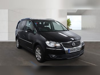 Used Volkswagen Touran 2009 for sale - 79379219: Photo