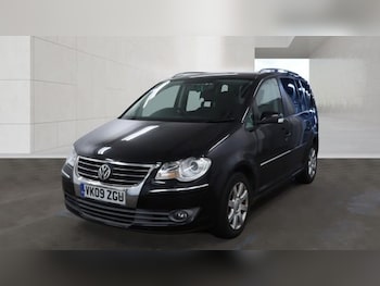 Used Volkswagen Touran 2009 for sale - 79379219: Photo