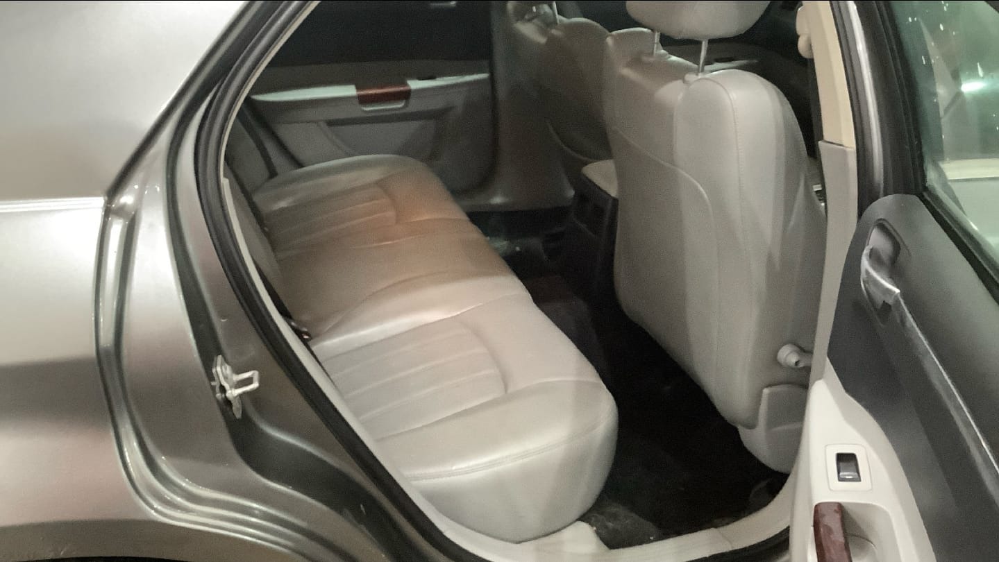 Used Chrysler 300C 2008 for sale - 77230688: Photo 7