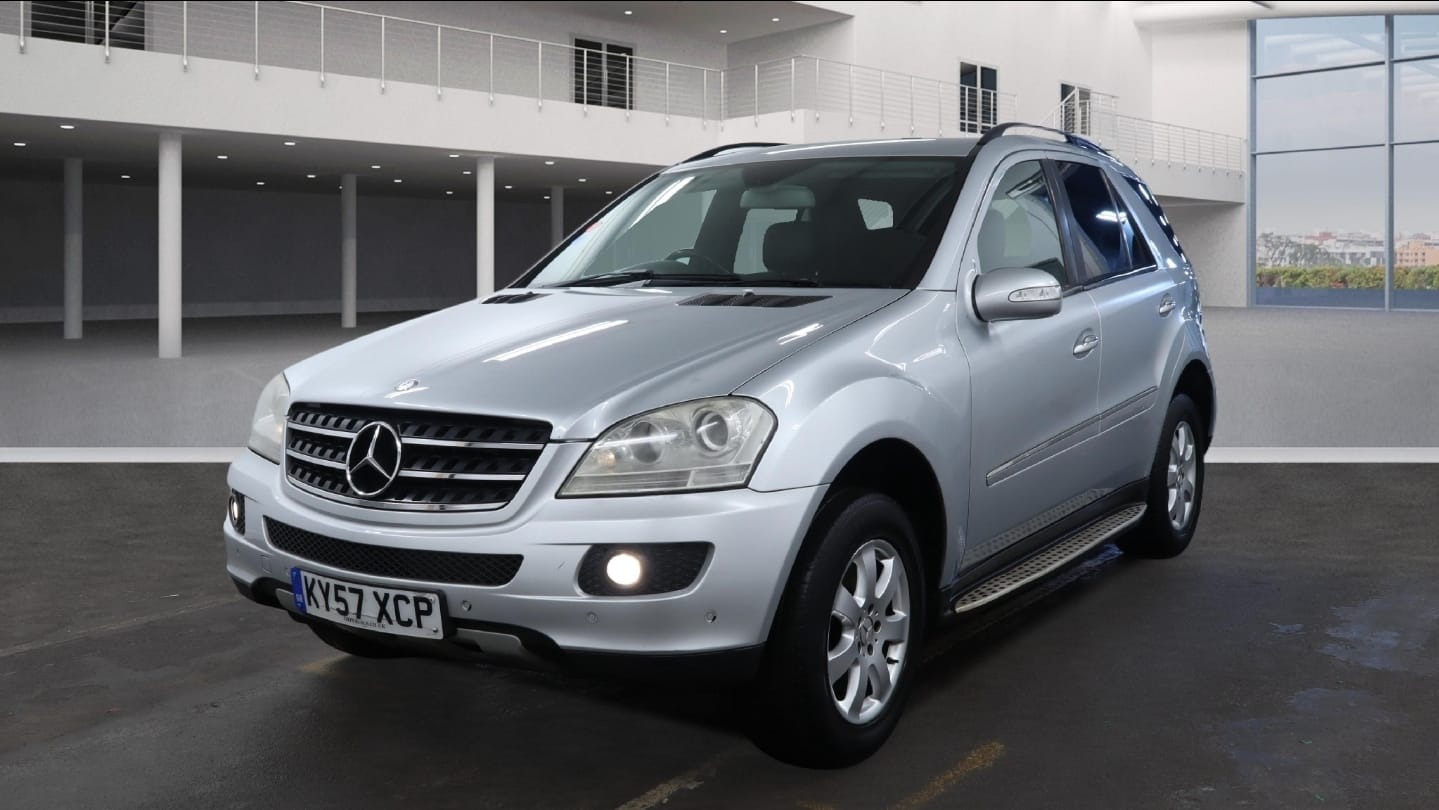 Used Mercedes-Benz M Class 2007 for sale - 77230690: Photo 2