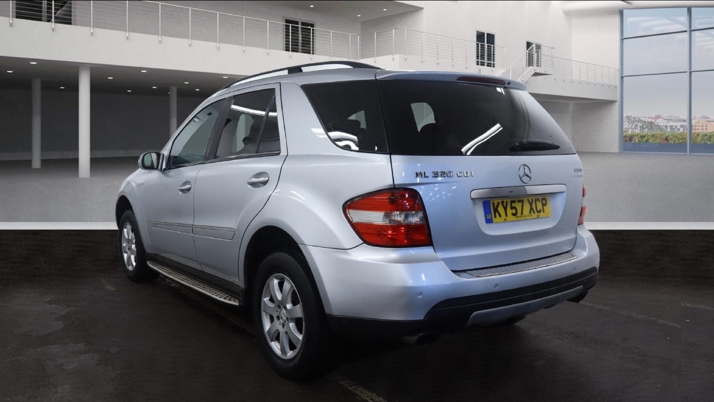 Used Mercedes-Benz M Class 2007 for sale - 77230690: Photo 3