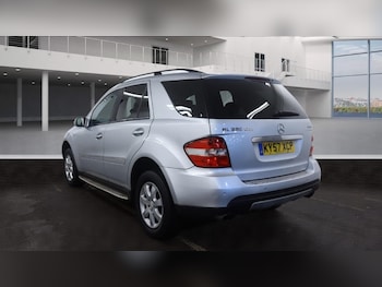 Used Mercedes-Benz M Class 2007 for sale - 77230690: Photo