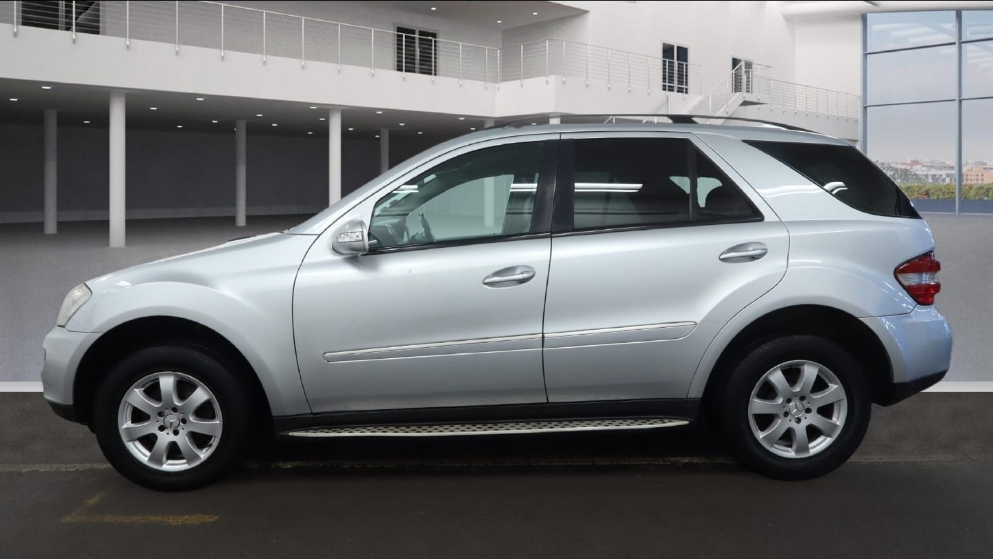 Used Mercedes-Benz M Class 2007 for sale - 77230690: Photo 6