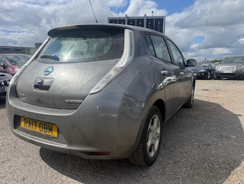 Used Nissan Leaf 2017 for sale - 79392111: Photo