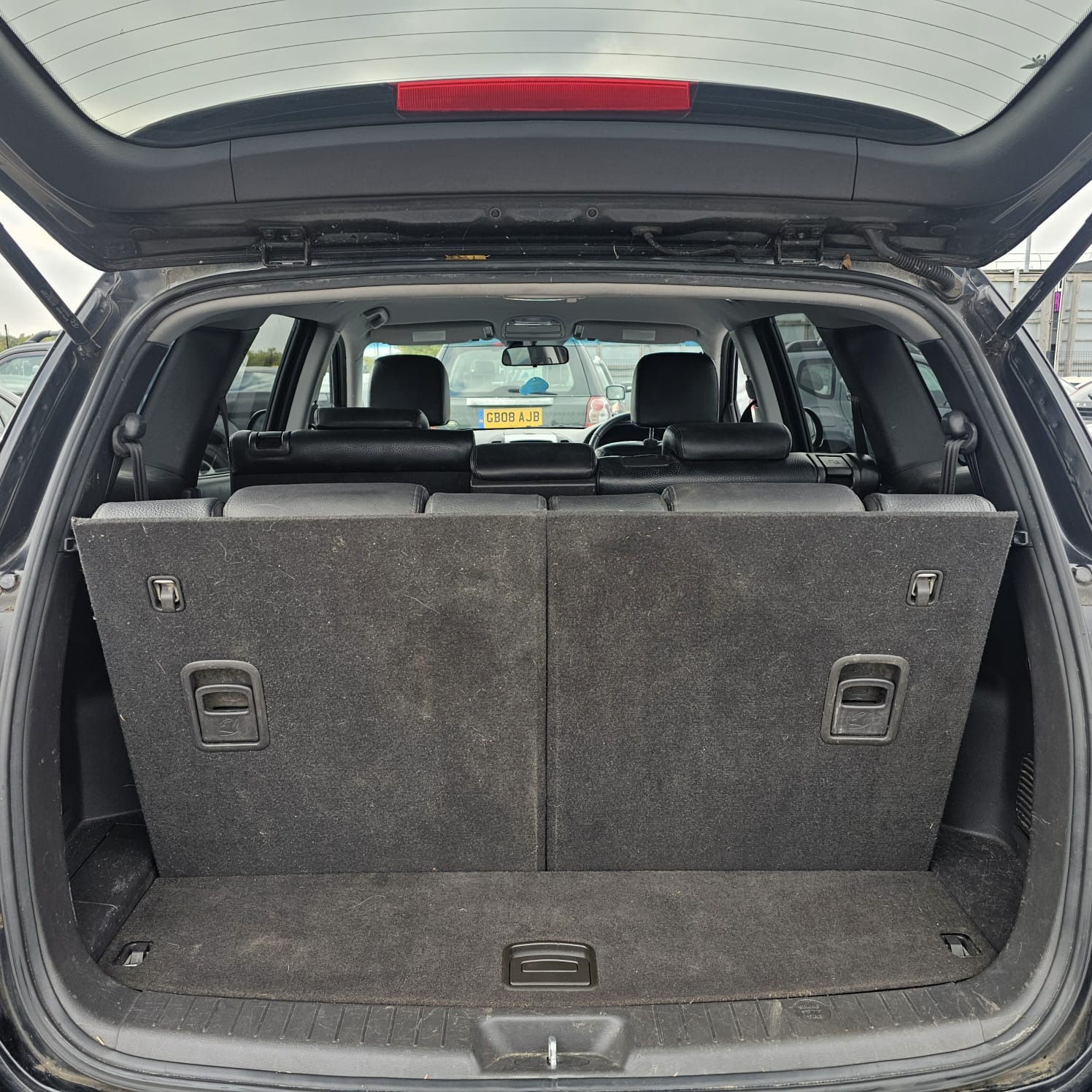 Used Hyundai Santa Fe 2010 for sale - 77100576: Photo 10