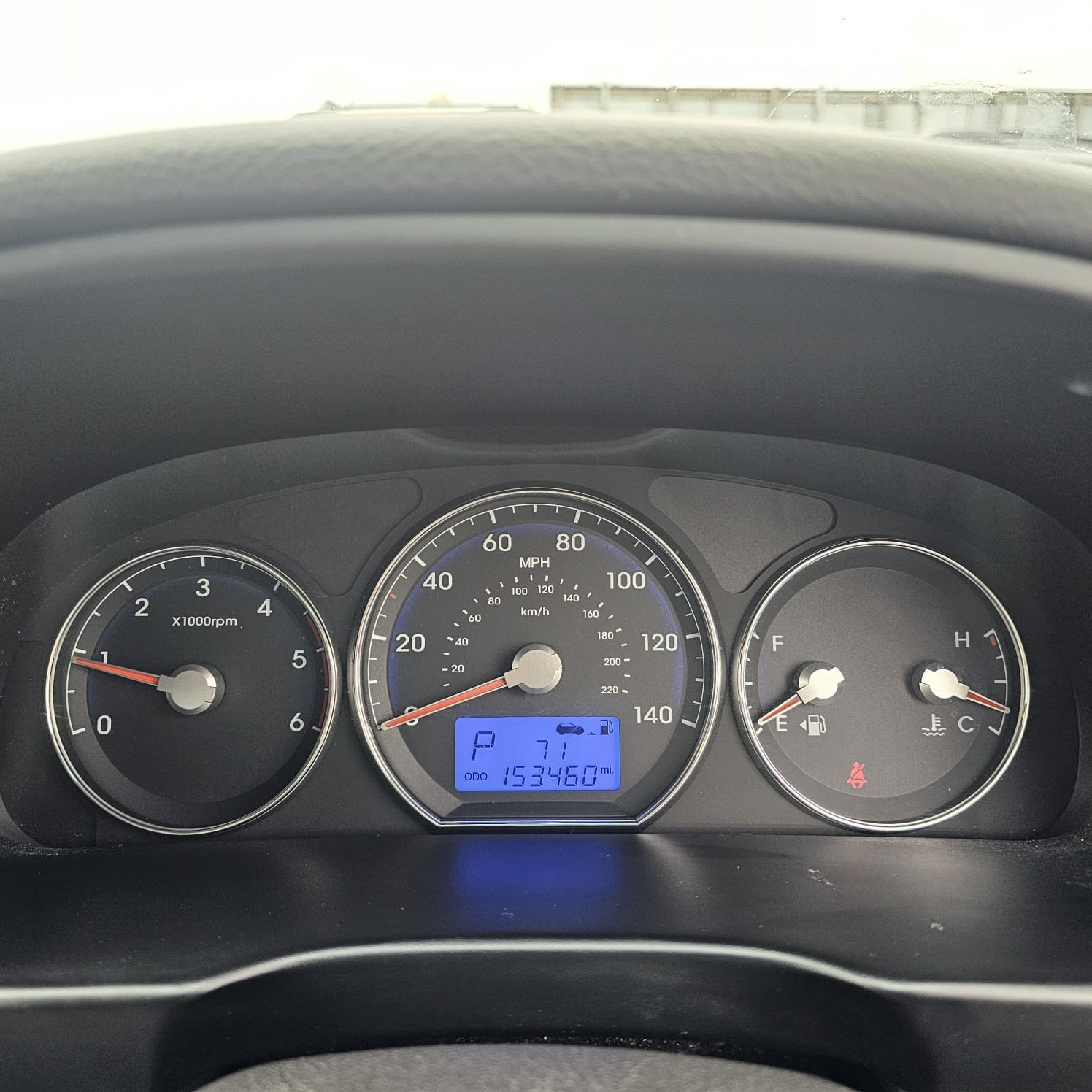 Used Hyundai Santa Fe 2010 for sale - 77100576: Photo 11