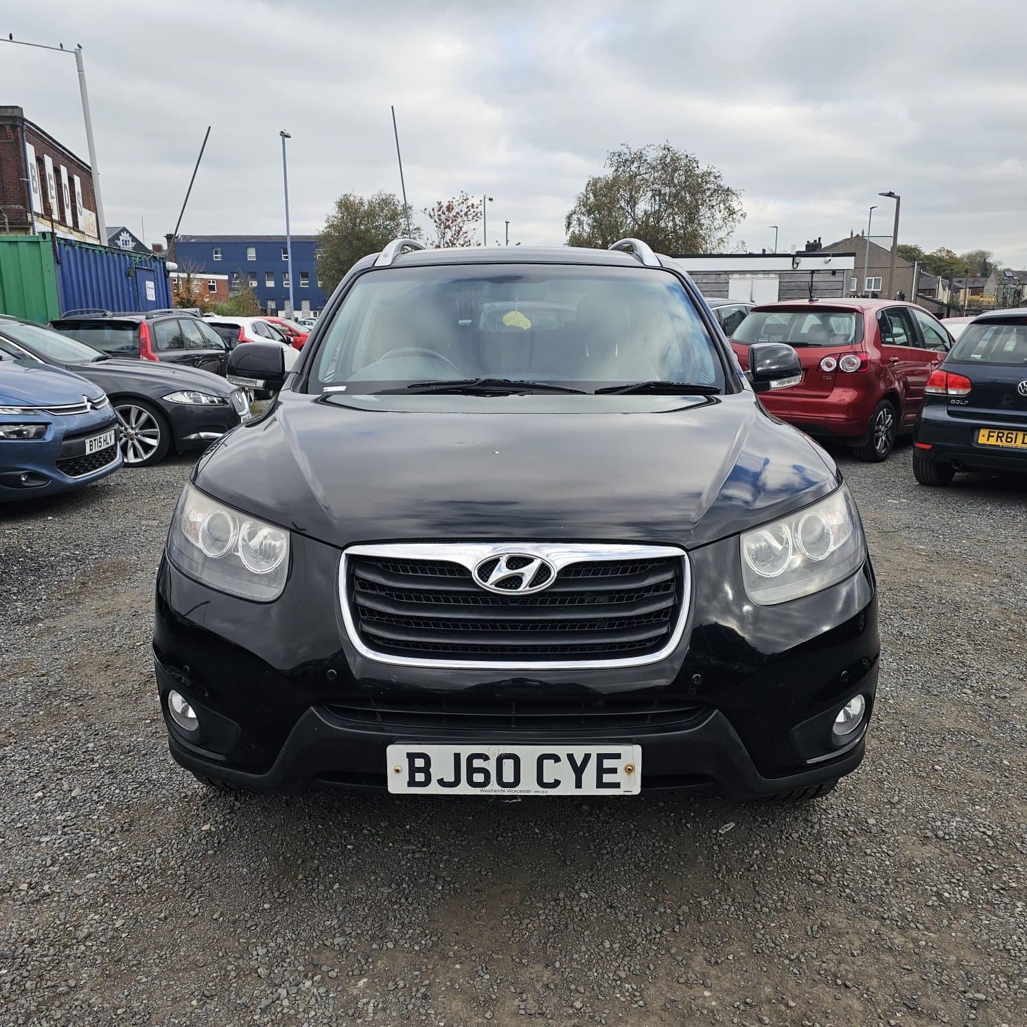 Used Hyundai Santa Fe 2010 for sale - 77100576: Photo 2