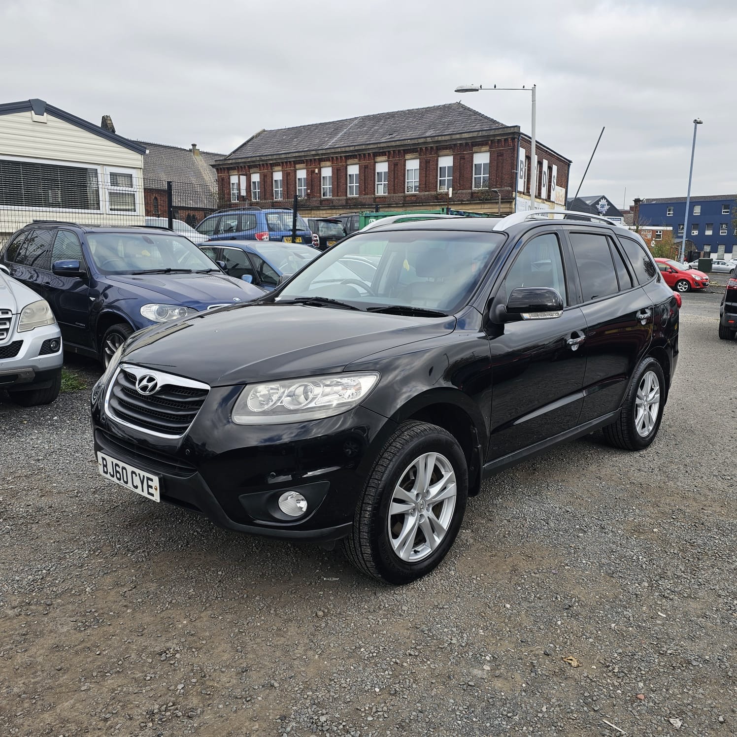 Used Hyundai Santa Fe 2010 for sale - 77100576: Photo 3